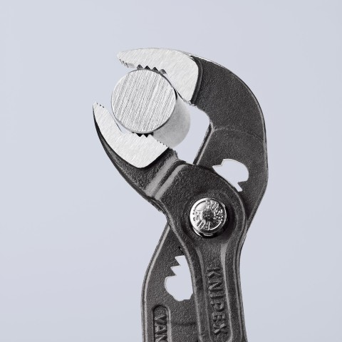 Cobra® Water Pump Pliers